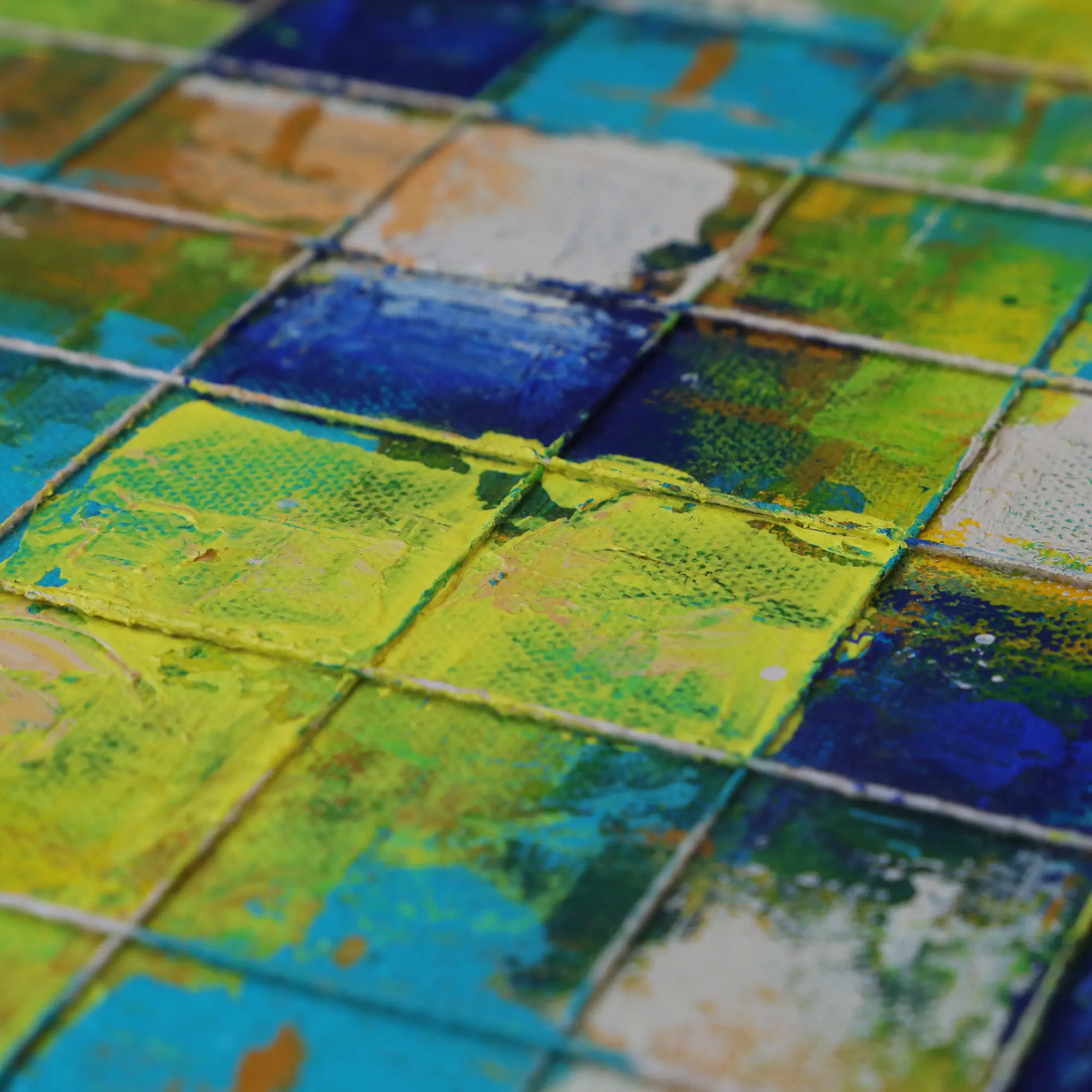 Nahaufnahme Gemälde abstrakt Linien Karos Kästchen Quadrat trükis gelb Schnur modern