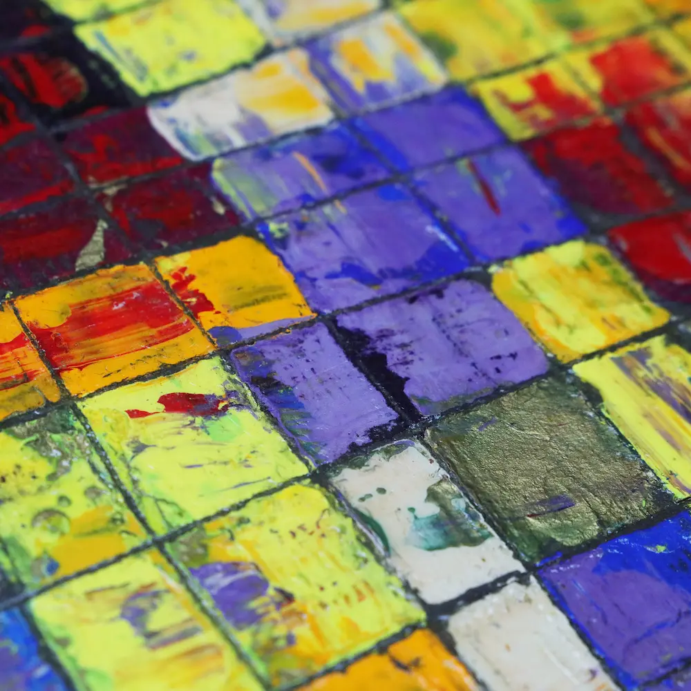Nahaufnahme Gemälde abstrakt Linien Karos Kästchen Quadrate lila gelb modern Kunst gold