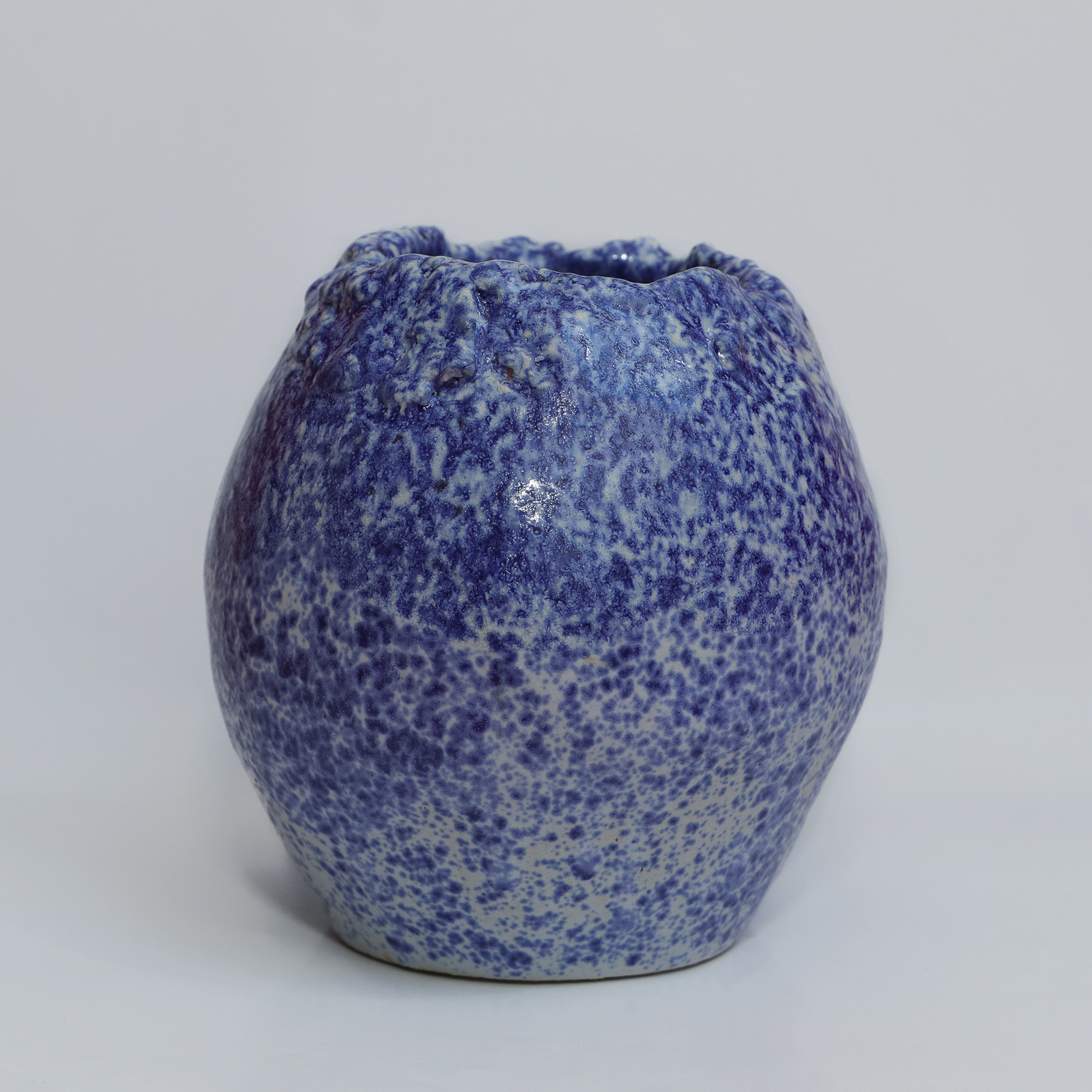 Keramik Kleine blau weiss gepunktete Blumen Vase Steinzeug abstrakt Kunst Unikat