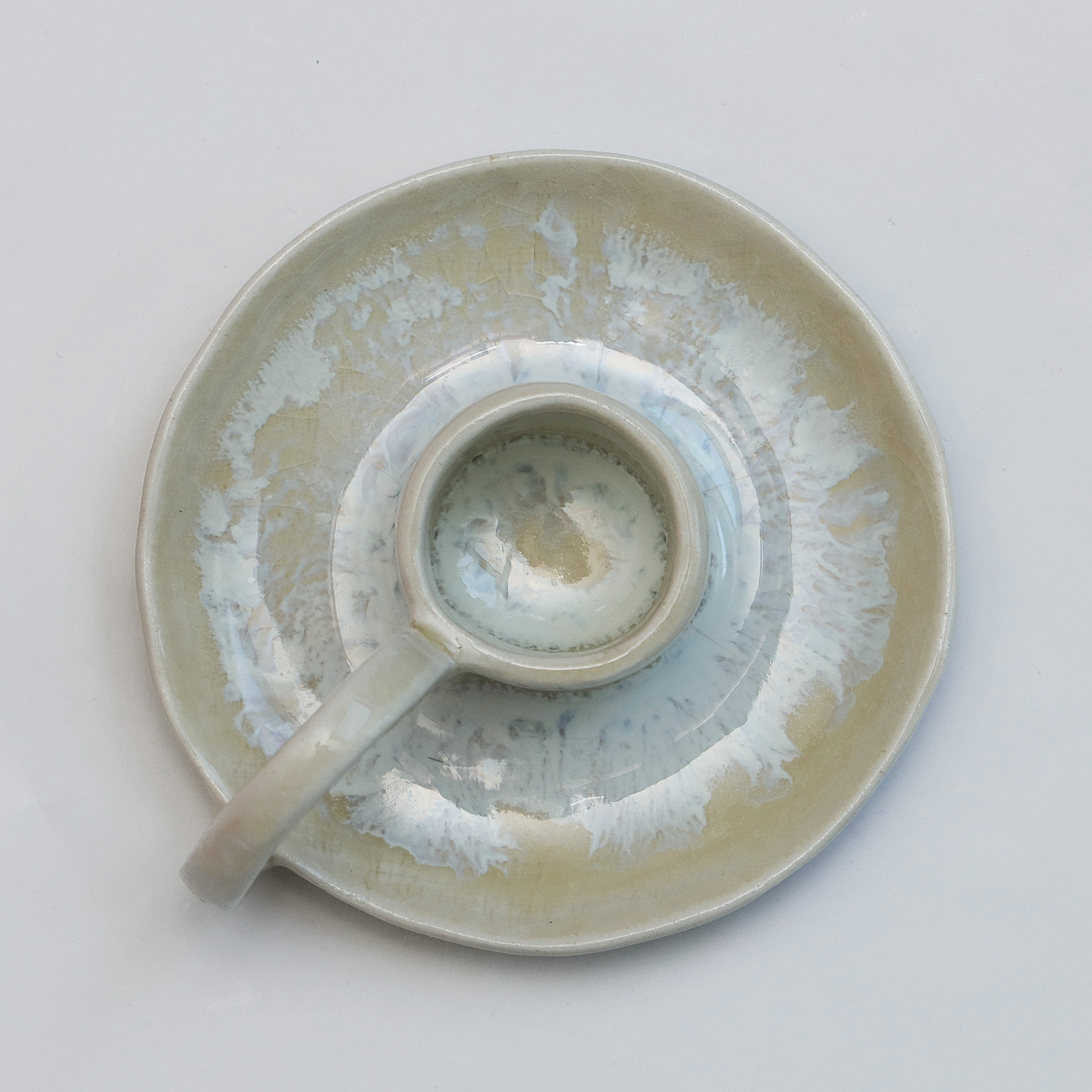 Nahaufnahme Keramik Steinzeug Unikat weiss Farb Verlauf Kerzen Staender Halter Deko Kunst