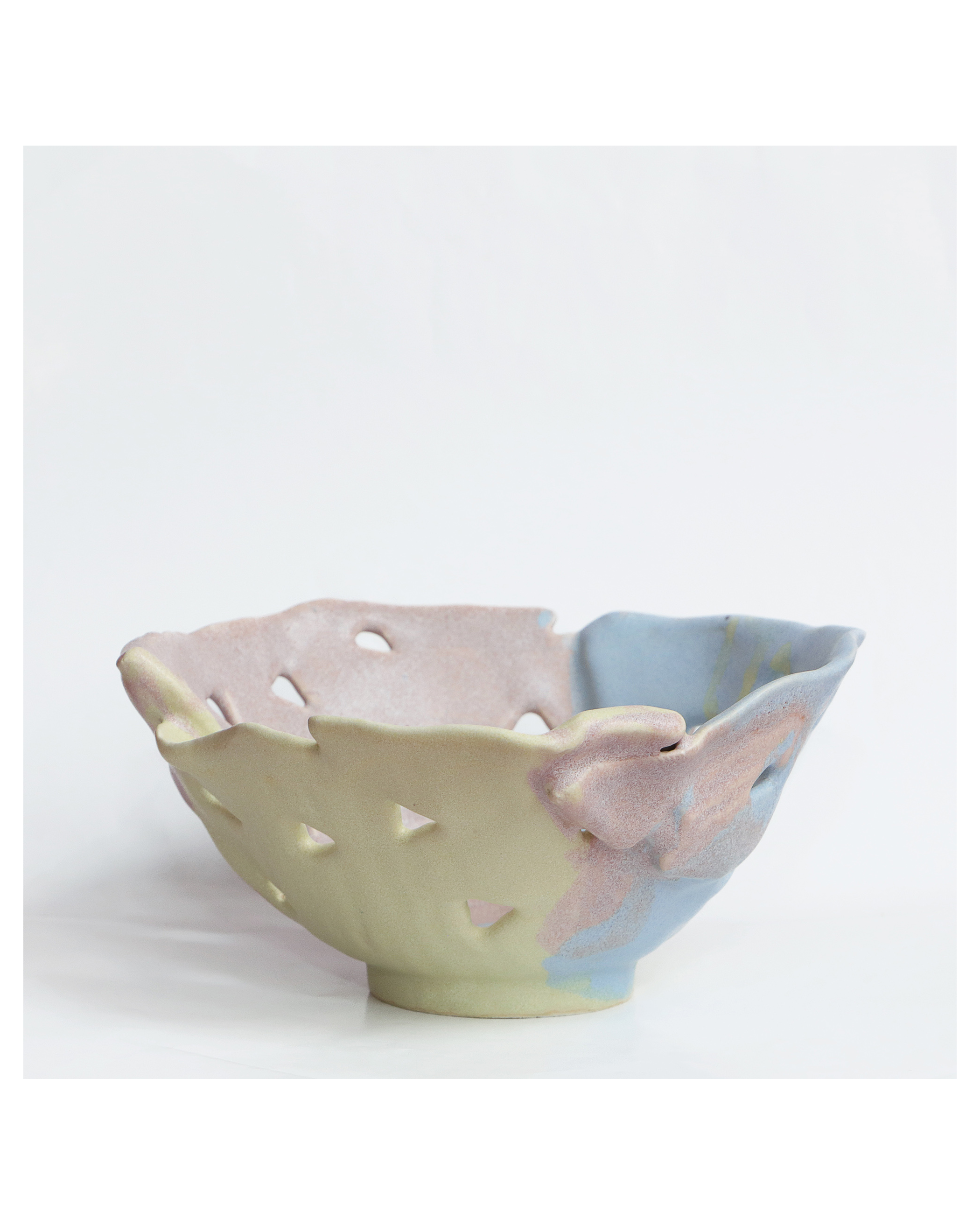 Deko Obst Schale abstrakt pastell gelb rosa blau Dreieck Keramik Kunst modern