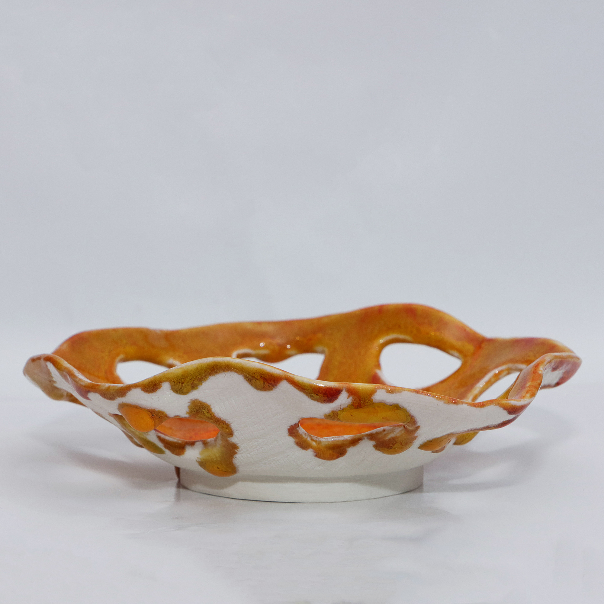 XS kleine runde Weichporzellan Schale orange weiss Deko Kunst abstrakt festlich